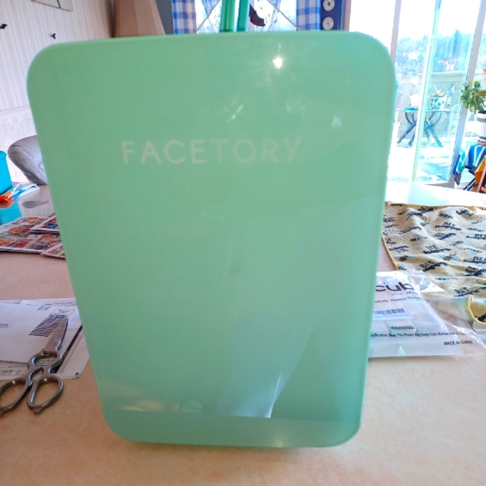 Factory makeup mini refrigerator
